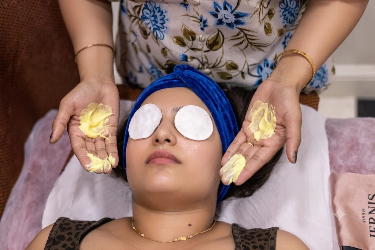 Facial treatment — in the chair